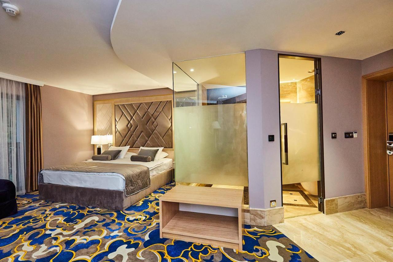 A Hoteli - Hotel Park Vrnjačka Banja المظهر الخارجي الصورة A room at the hotel